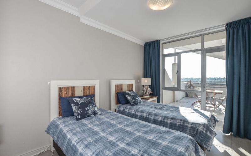 2 Bedroom Property for Sale in Dolphin Beach Western Cape